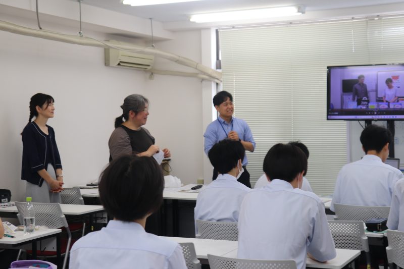 始業式の様子