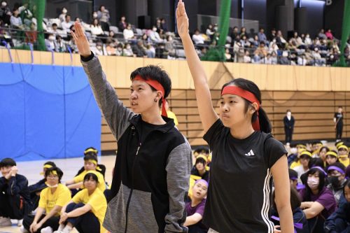 和気あいあいとした校外学習の様子